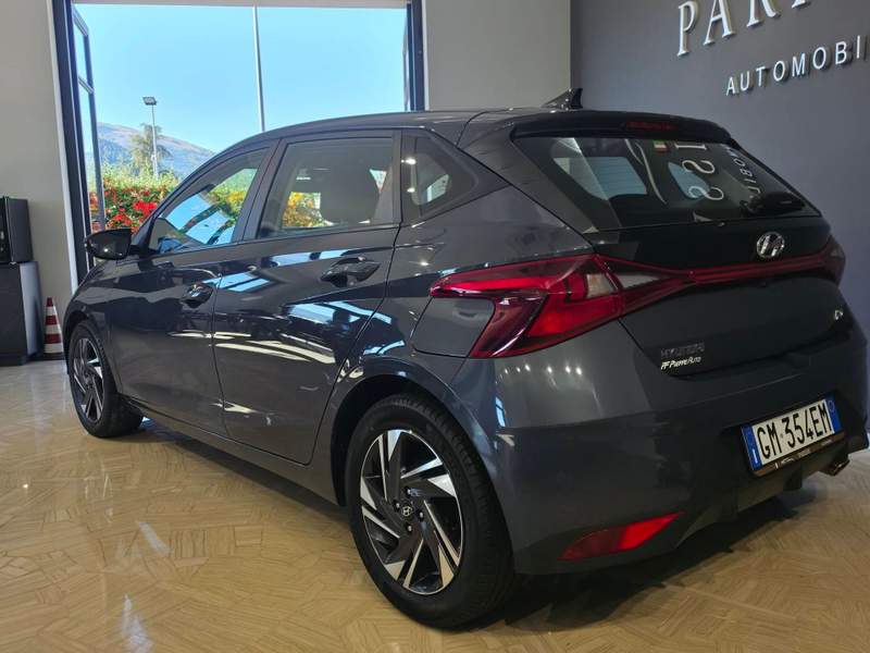 Hyundai i20