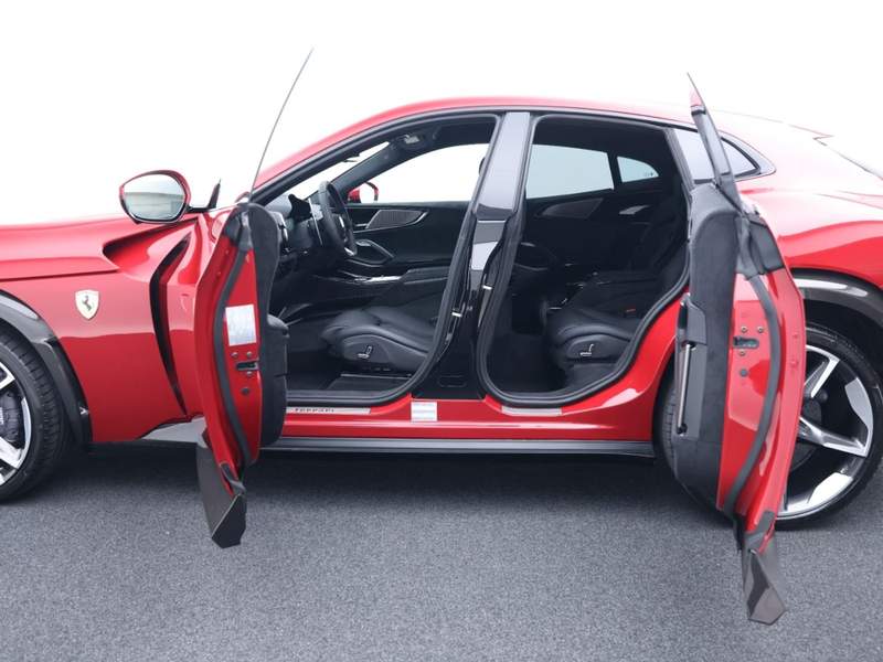 Ferrari Purosangue