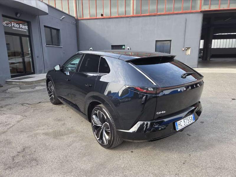 Mazda CX-6e