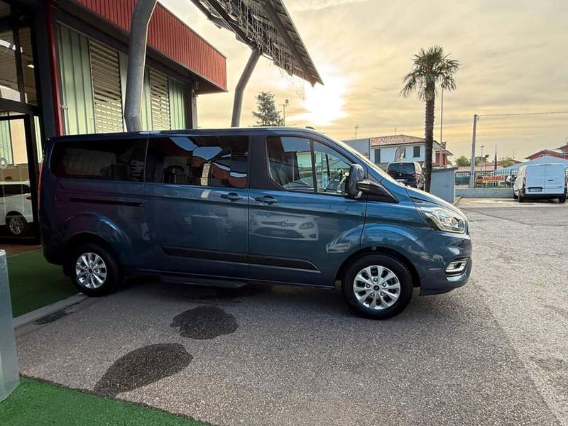 Ford Tourneo Custom