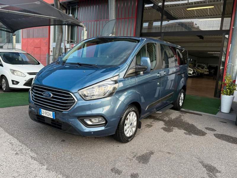 Ford Tourneo Custom