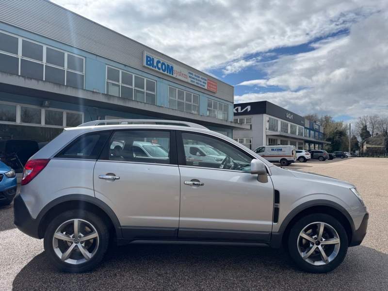Opel Antara