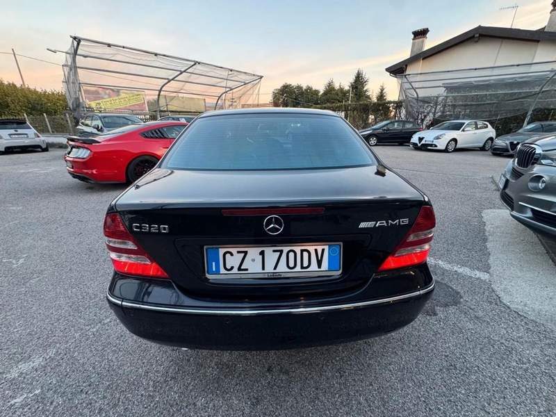 Mercedes-Benz Classe C 320