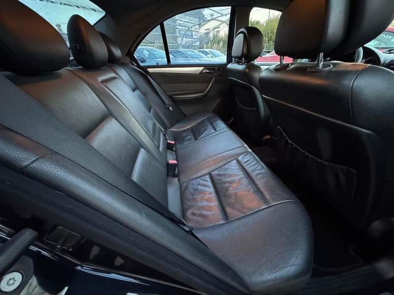 Mercedes-Benz Classe C 320