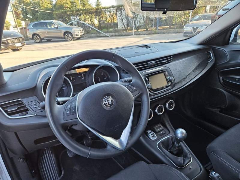 Alfa Romeo Giulietta