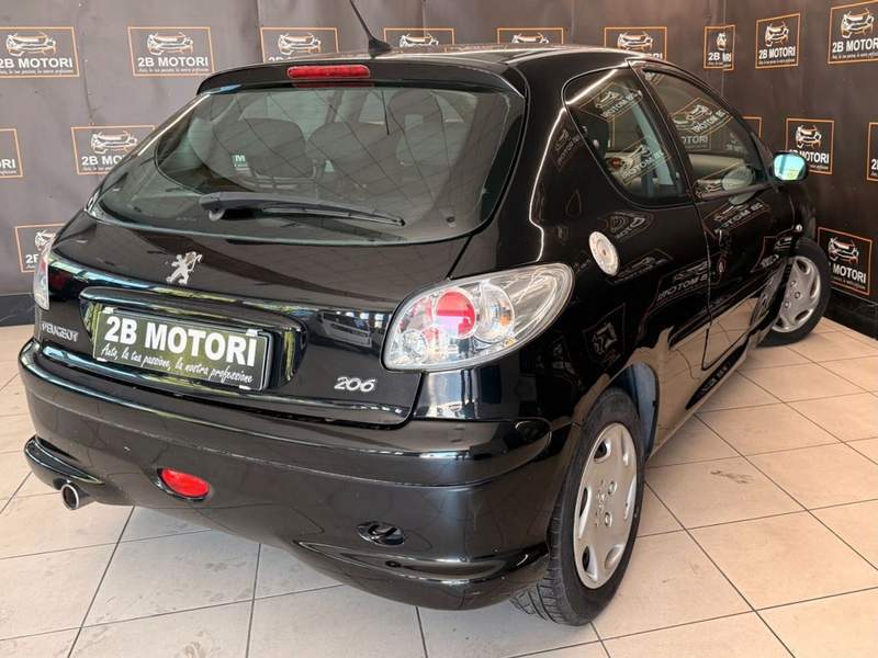 Peugeot 206