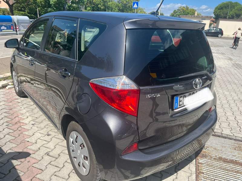 Toyota Verso-S
