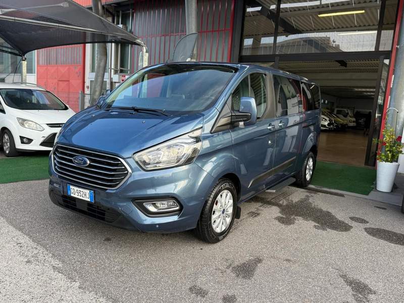 Ford Tourneo Custom