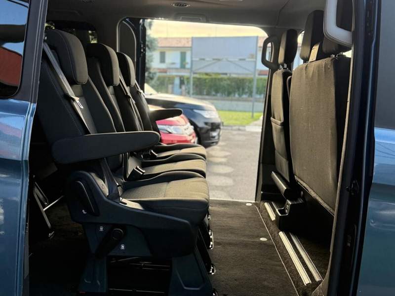 Ford Tourneo Custom
