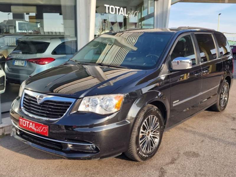Lancia Voyager