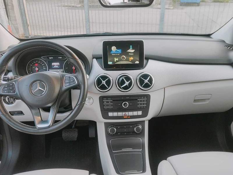 Mercedes-Benz Classe B 180 d