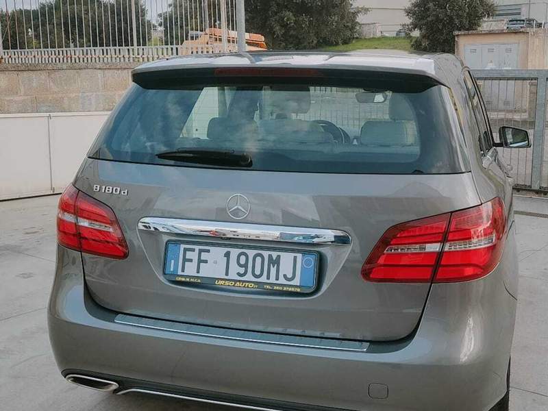 Mercedes-Benz Classe B 180 d