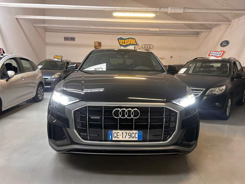Audi Q8