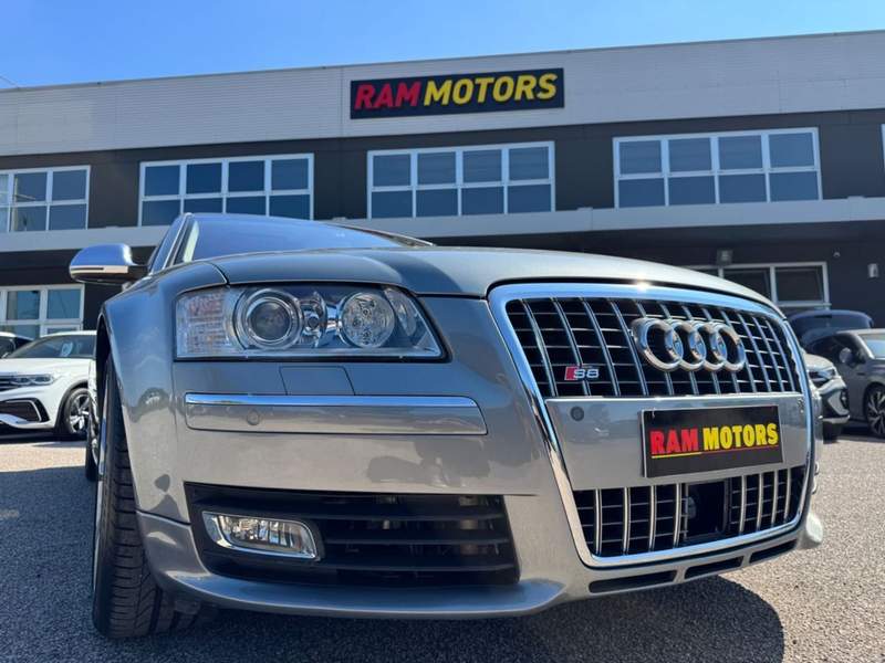 Audi A8