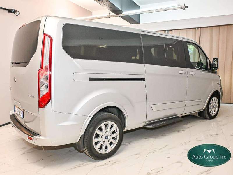 Ford Tourneo Custom