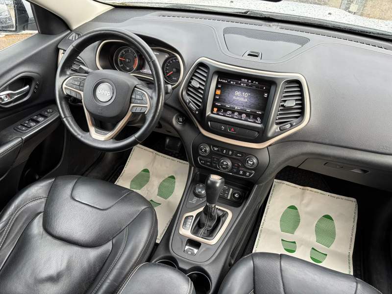 Jeep Cherokee