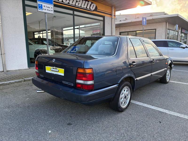 Lancia Thema