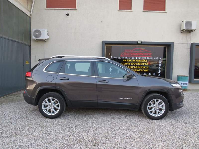 Jeep Cherokee