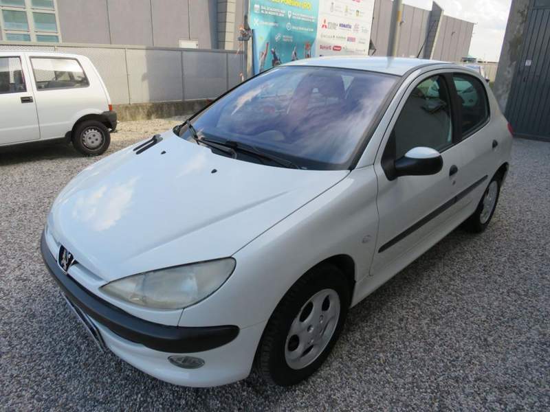 Peugeot 206