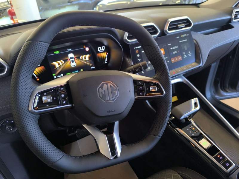 MG ZS