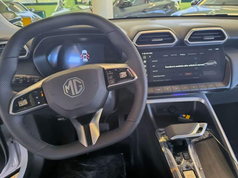 MG ZS