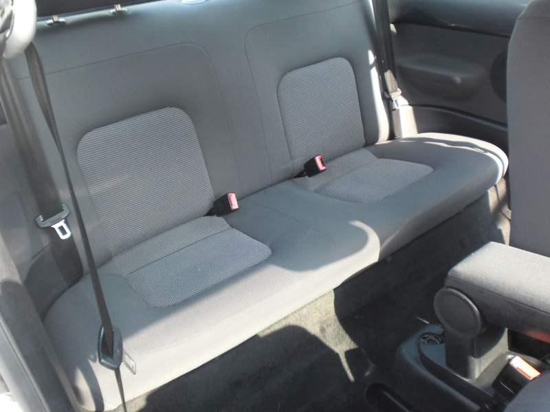 Volkswagen New Beetle
