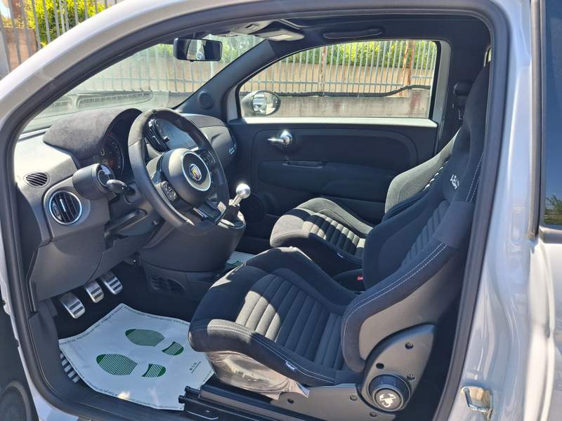 Abarth 695 C