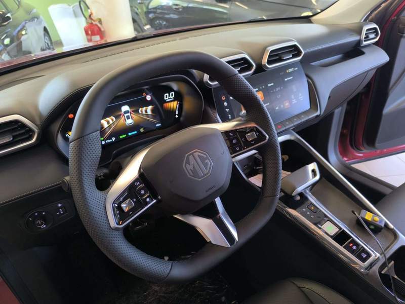 MG ZS