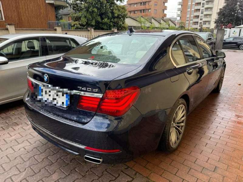 BMW Serie 7 740d