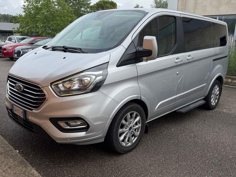 Ford Tourneo Custom