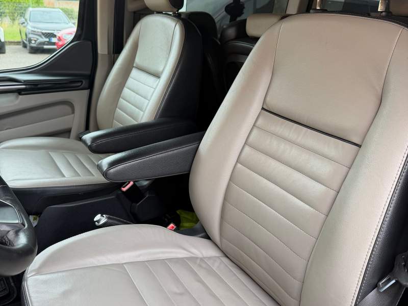 Ford Tourneo Custom