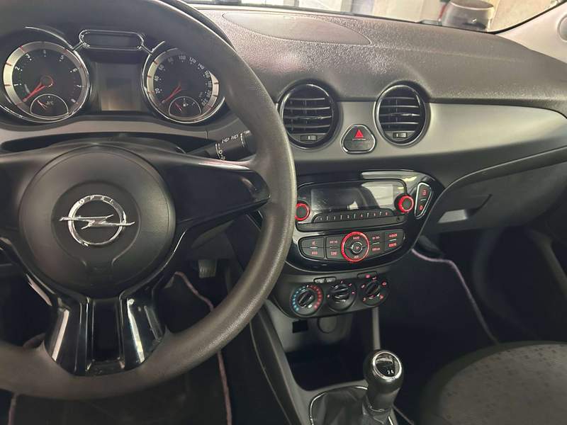 Opel Adam
