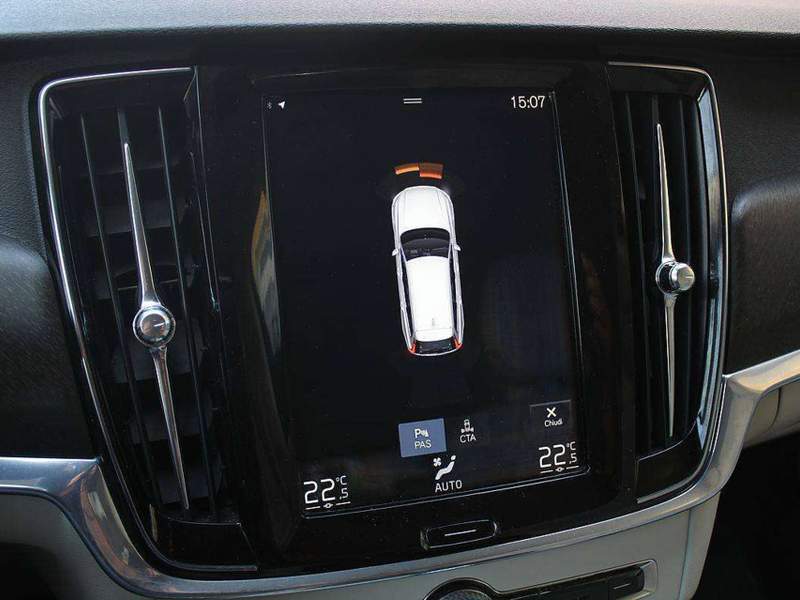 Volvo V90 Cross Country