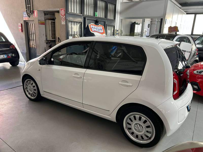 Volkswagen up!
