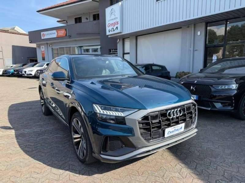 Audi Q8