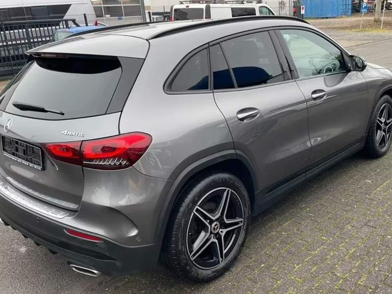 Mercedes-Benz GLA