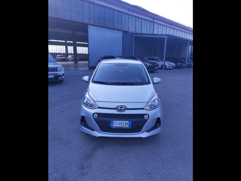 Hyundai i10