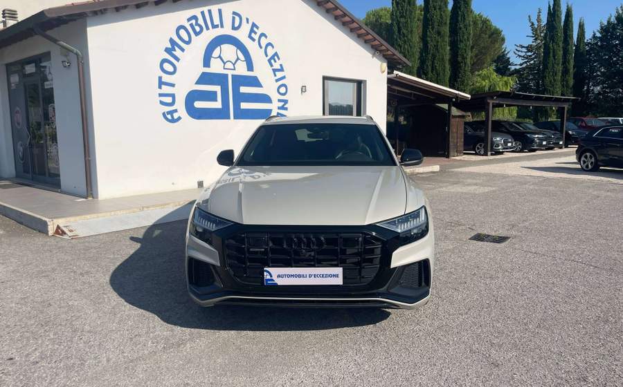 Audi Q8